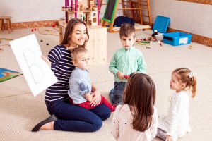 montessori-school-and-public-school
